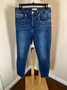 Good American Good Waist Crop Jeans Size 14/32